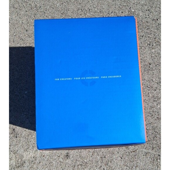 NEW! Logitech for Creators Blue Yeti Premium Multi-Pattern USB Microphone - Picture 6 of 7